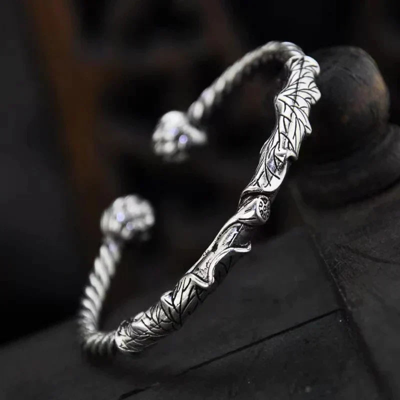 Aurelius - Bracelet ouvert fait main avec détail lotus