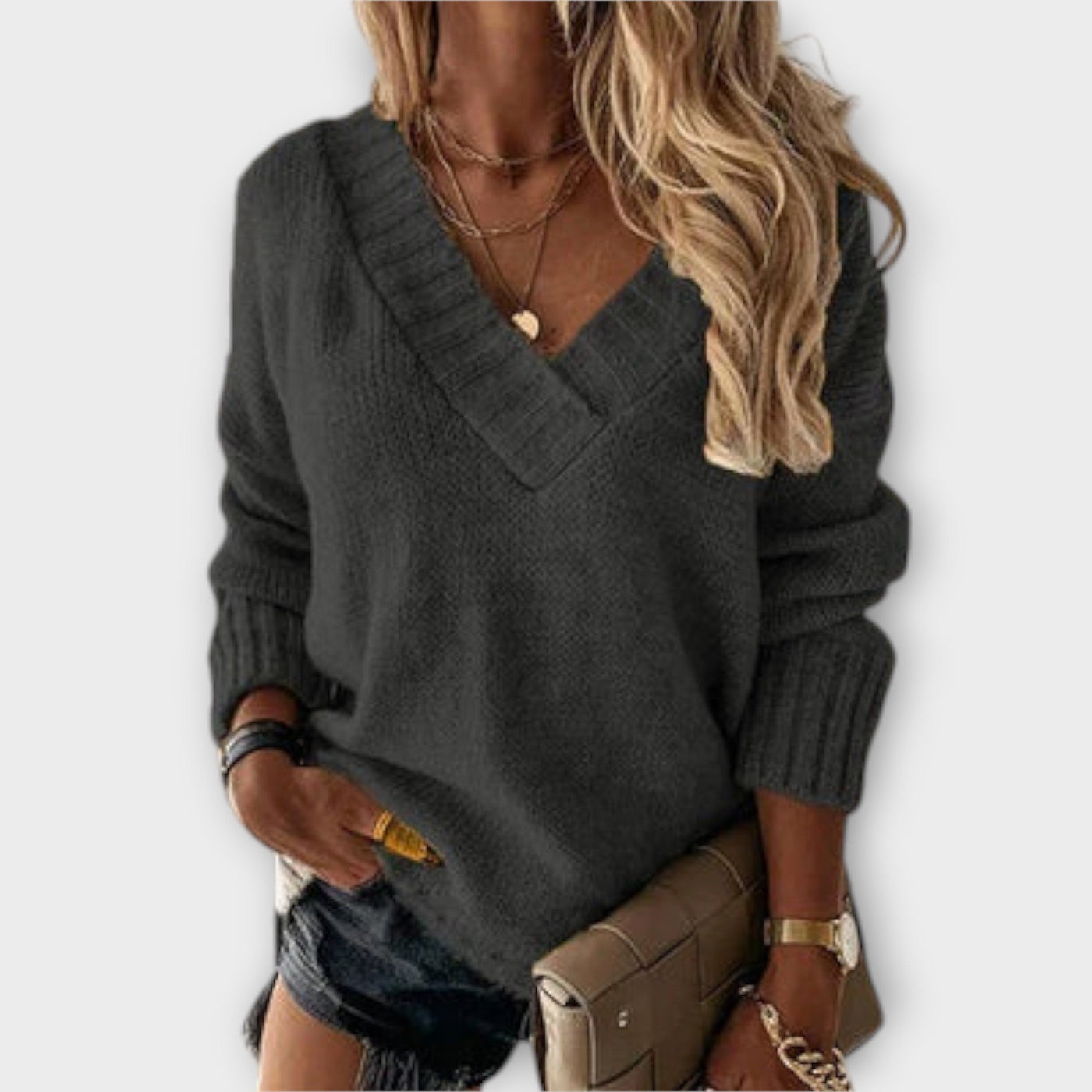 Jane - Cozy V-cut sweater